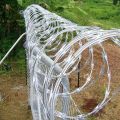 China factory supply flat razor blade wire mesh fencing